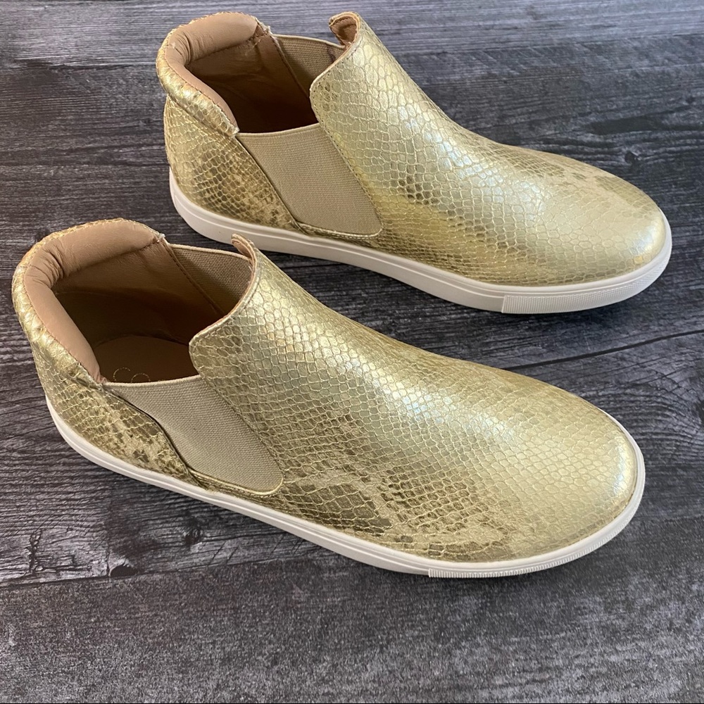 Coconuts by Matisse Harlan Slip-On Sneaker- 9 - Picture 2 of 9